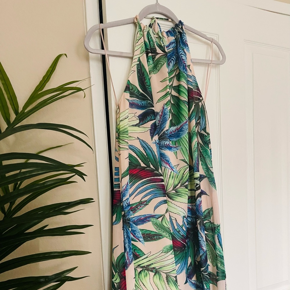 Tropical halter dress ready for vacation!